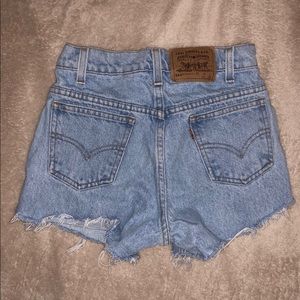 Vintage Levi’s jean shorts